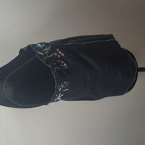 BCBG Women's Top - Picture 2 of 9